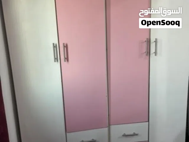 خزائن اطفال مستعمل بحالة جيده