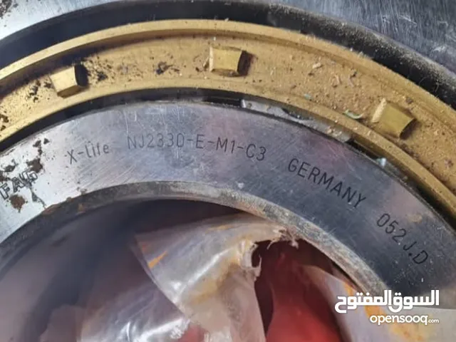 بيلا المانيه للمعدات الثقيله والمصنعيه وضعها ممتاز متوفر جميع الأحجام