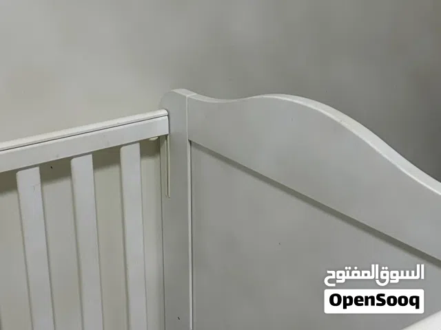 سرير اطفال