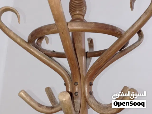 شماعه من الخشب الزان