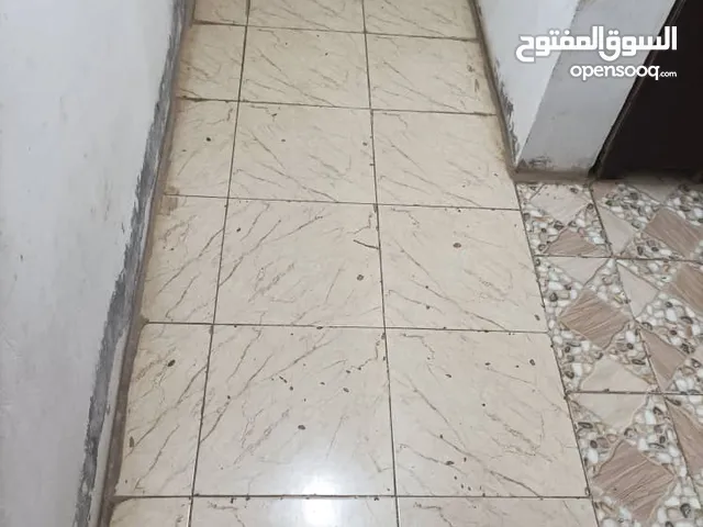 للبيع فندق في عدن
