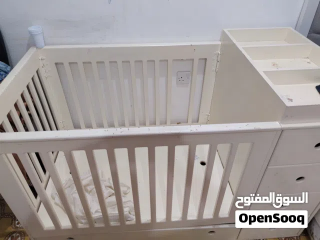 سرير أطفال