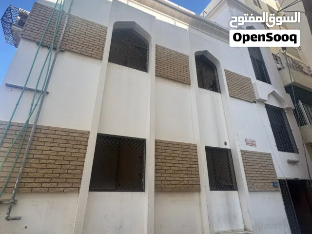 للبيع بنايه في روي