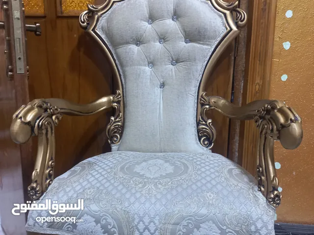 كرسي ملكي للبيع