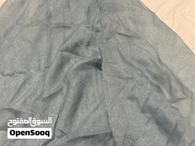 فساتين للبيع