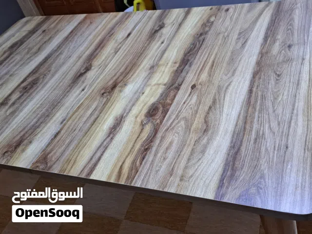 طاوله  مطبخ  حجم كبير