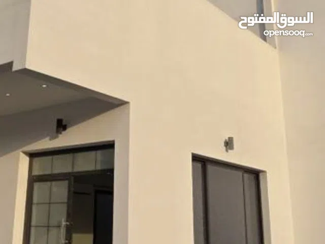 100 m2 5 Bedrooms Villa for Rent in Northern Governorate Madinat Hamad