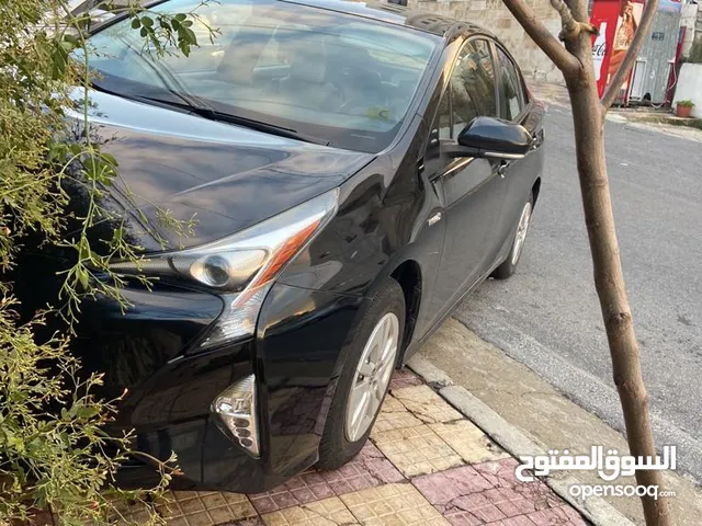 Used Toyota Prius in Amman