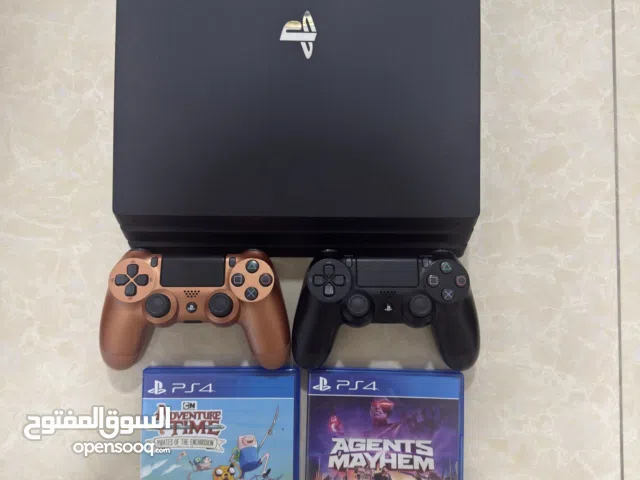 PlayStation 4 pro with 2 Controller and 2 Games
