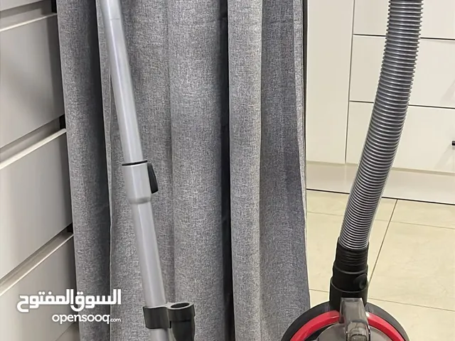 مكنسه فلبس حديثه استخدام مره واحده شبه جديدة بقوة 1900 واط