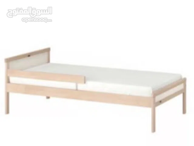 سرير IKEA للبيع