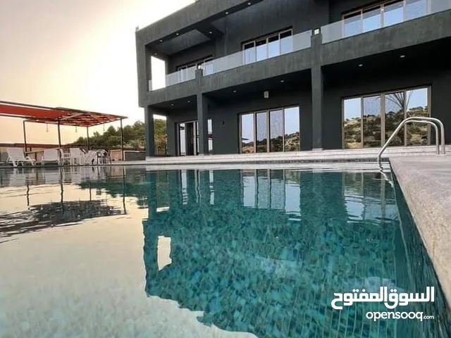 3 Bedrooms Chalet for Rent in Amman Al Urdon Street