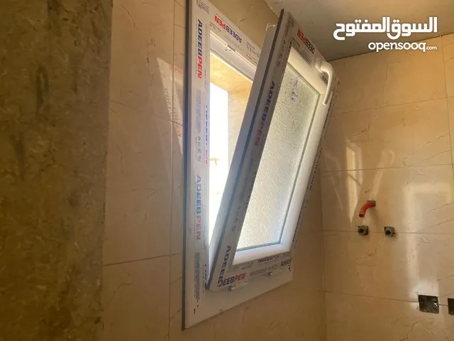 موقع عملي يصلح ان يكون مصنع حلويات ، الومنيوم و خشب و غيرها