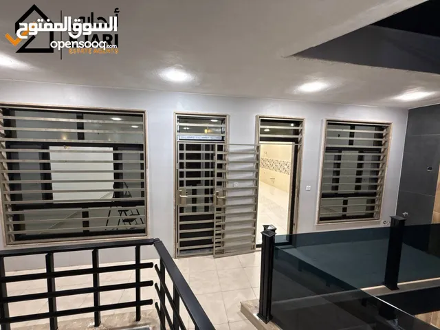 يوجد وحده سكنيه في منطقه حي الجامعه