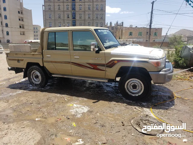 Toyota Land Cruiser 2014 in Sana'a