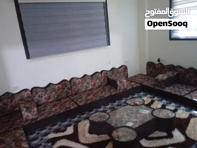 طقم عربي مع طاولات