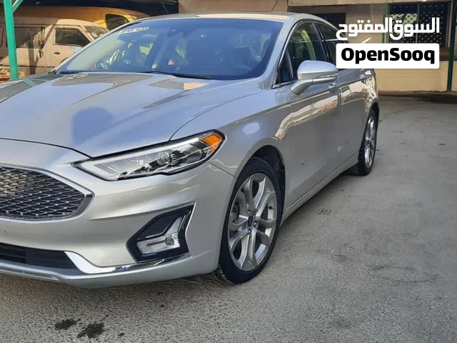 2020 فورد فيوجن Titanium