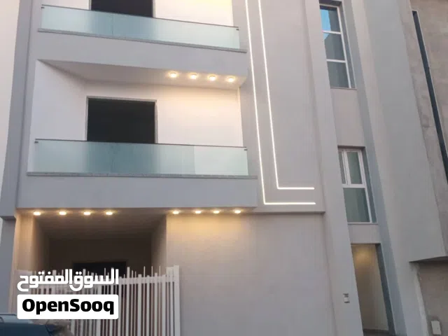 شقق للبيع المكان السراح