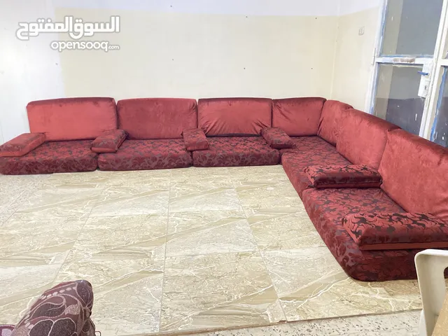 جلسة خمسة منادير بالمساند