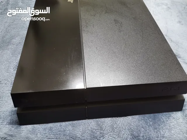 بليستيشن4فاااات والجهاز وكاله مع ايدتين وكامل وصلاته الاصليه