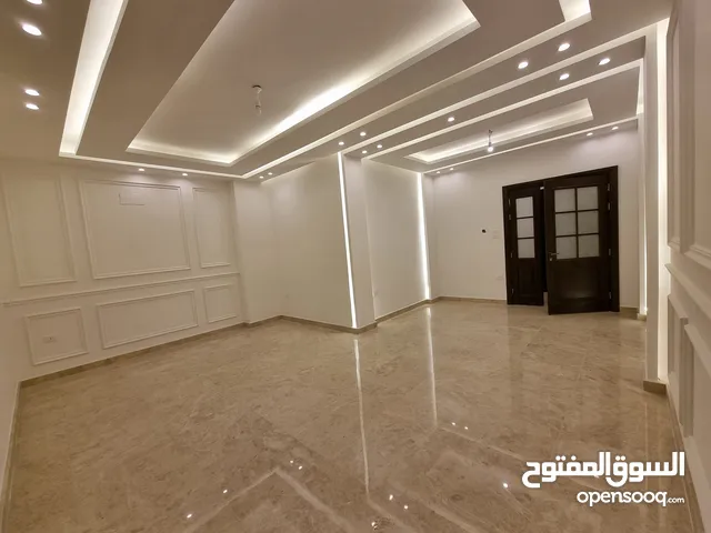 225 m2 3 Bedrooms Apartments for Sale in Amman Deir Ghbar