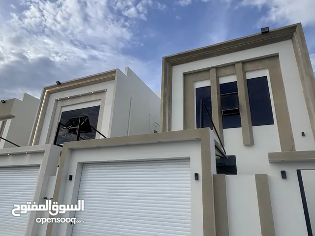 385m2 More than 6 bedrooms Villa for Sale in Al Batinah Barka