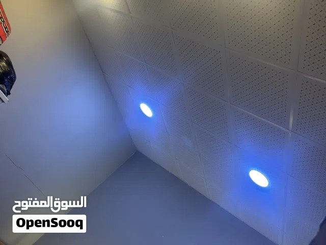 مشتمل غرفه وصاله وصحيات ينفع العائله صغيره بناء حديثب