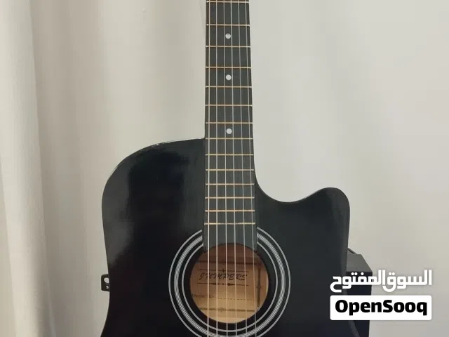 جيتار مع اوتار جديدة