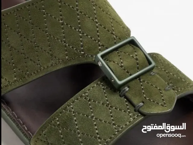 35 Slippers & Flip flops in Ajman