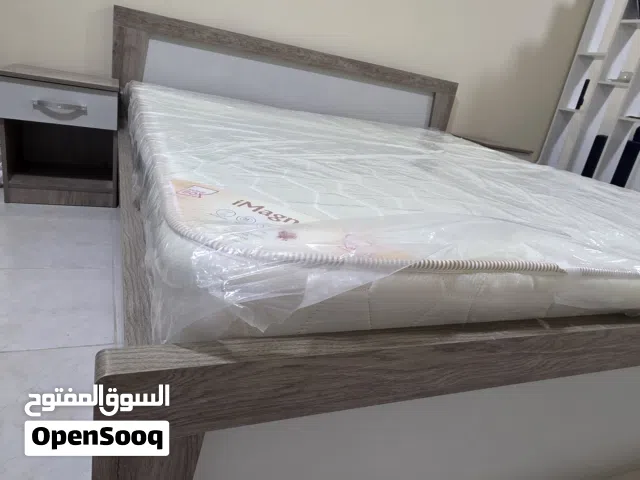 اثاث لغرفة نوم نظيف - مستعمل