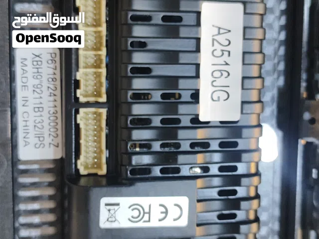 شاشة سيارة جديدة كاملة مع كامرة