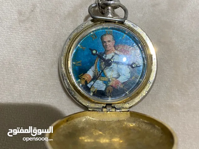 للبيع ساعة جيب قديمه عليها صورة الشاه
