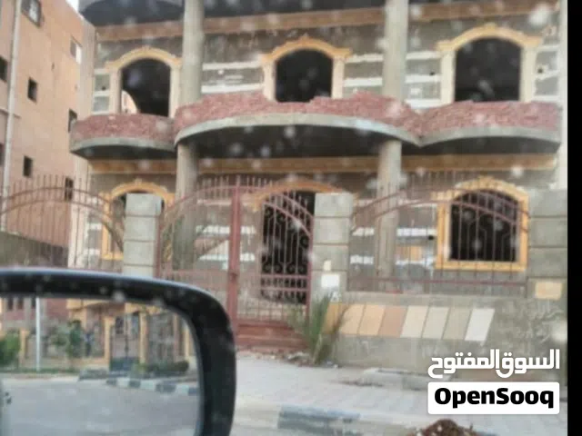 فيلا مستقله بالشروق بحى الأندلس
