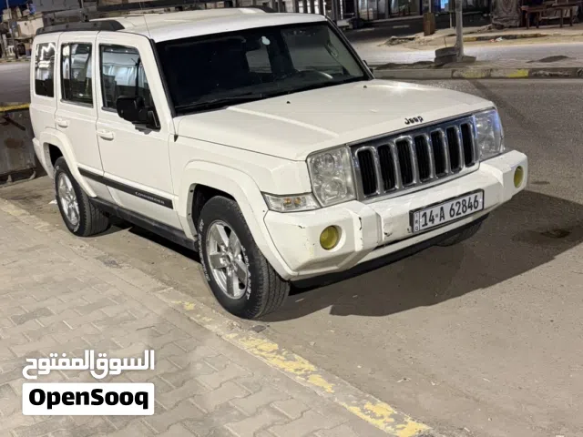 2007 جيب كوماندر Standard
