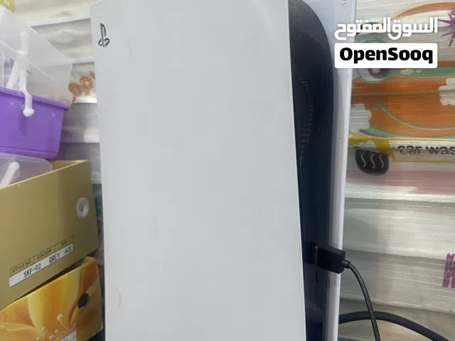 بلاستيشن 5 موجوده كل ملحقاته اقرا الوصف