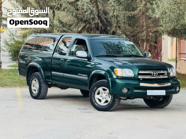 تويوتا تندرا رباعي محرك الأبيض