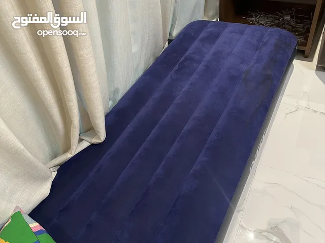Blow up mattress