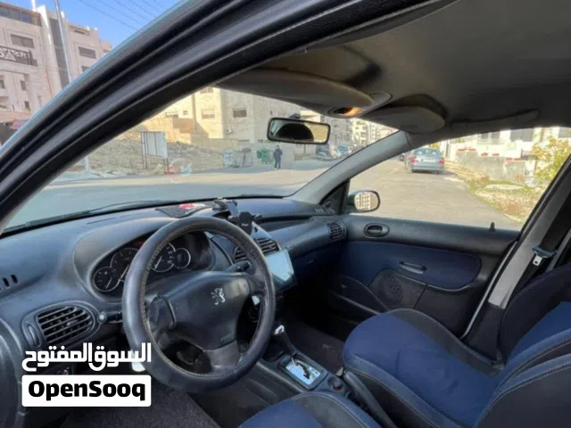 2006 بيجو 206 Base