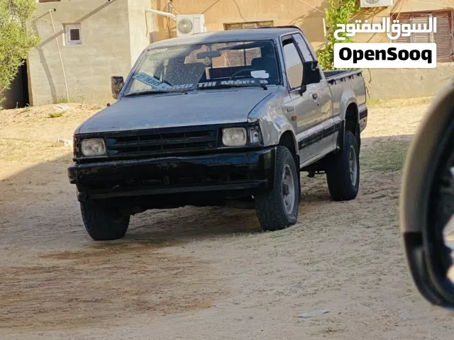 1985 مازدا اخرى