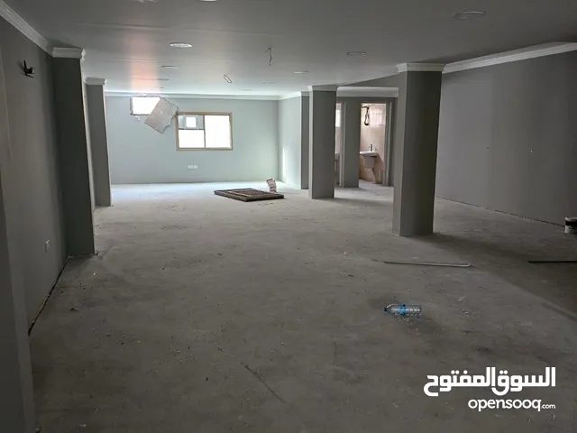 Unfurnished Full Floor in Central Governorate Tubli
