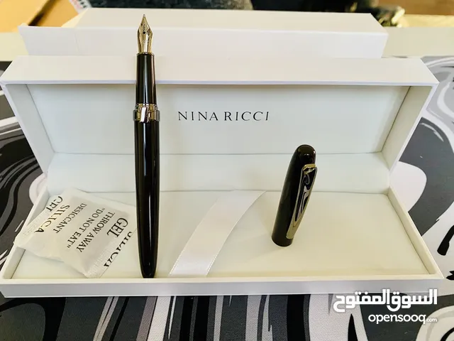 قلم NINA RICCI ريشة اصلي