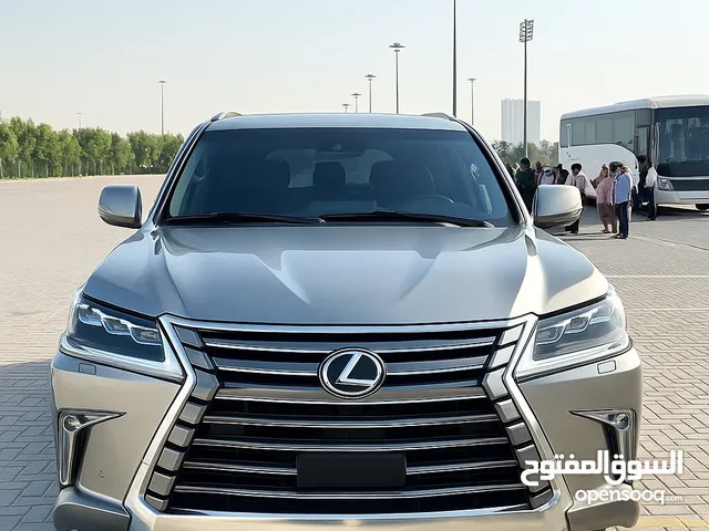 للبيع Lexus LX570 موديل 2016 بلاتينيوم خليجي الفطيم فل الفل مواصفات ، 200 قابل للتفاوض