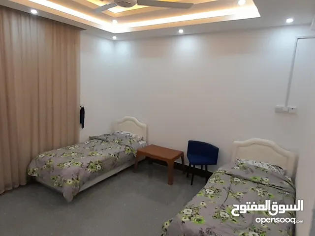 غرفه مفروشه للايجار الشهري و اليومي Furnished room for monthly and daily rent