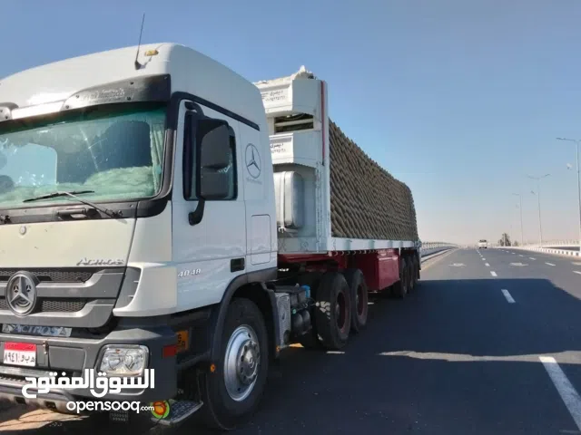 راس تريلا مرسيدس غبور 2005