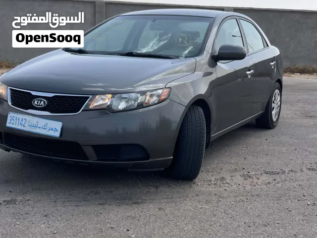 2013 كيا سيراتو EX