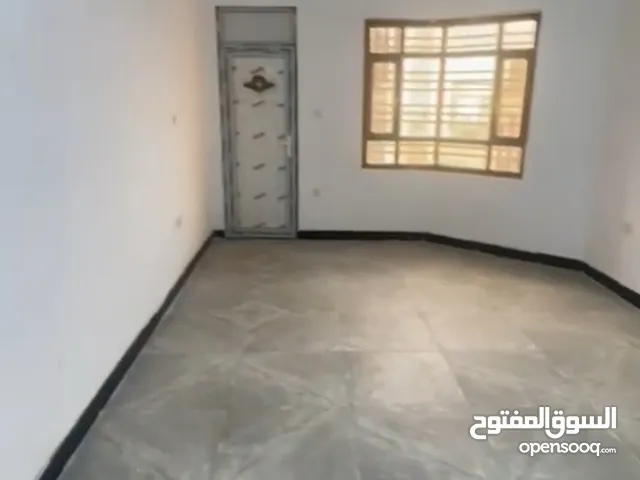 150m2 4 Bedrooms Apartments for Rent in Basra Al-Wofood St.