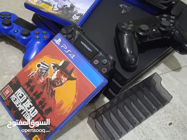 سوني 4 برو 1تيره مع المستلزمات للبيع ((((قابل للتفاوض))))