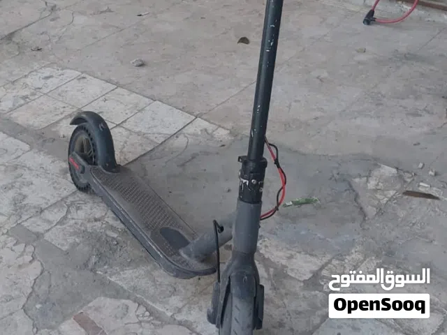 للبيع سكوتر نظيف وشغال