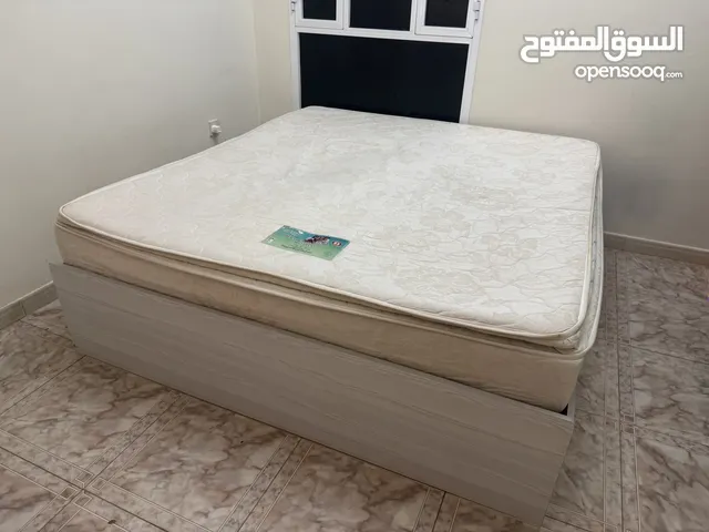 Bed + mattress king size