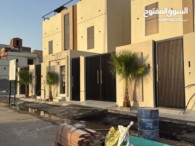 300 m2 More than 6 bedrooms Villa for Sale in Mecca Waly Al Ahd